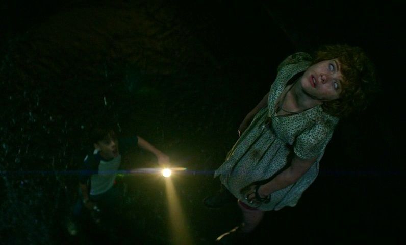 2017 年《牠》電影劇照，直視「死光」後所呈現的狀態。