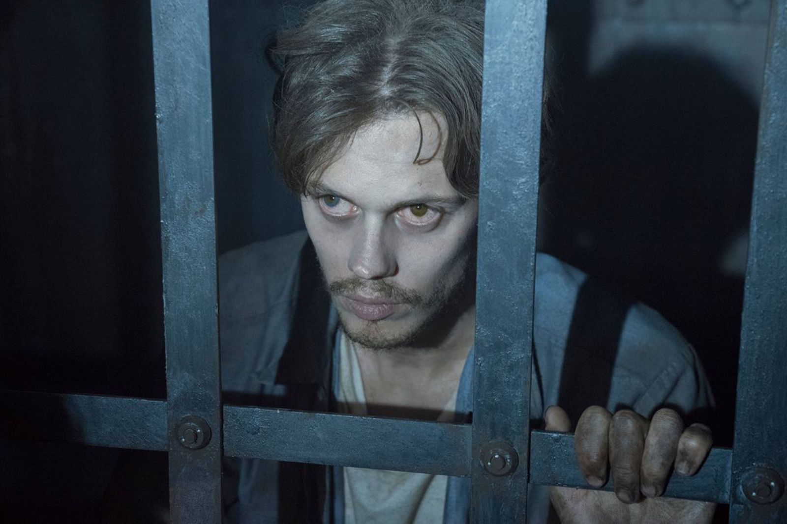 史蒂芬金迷絕對不能錯過！《牠》比爾史柯斯嘉 Bill Skarsgård 主演美劇《城堡岩》第二季即將登場！