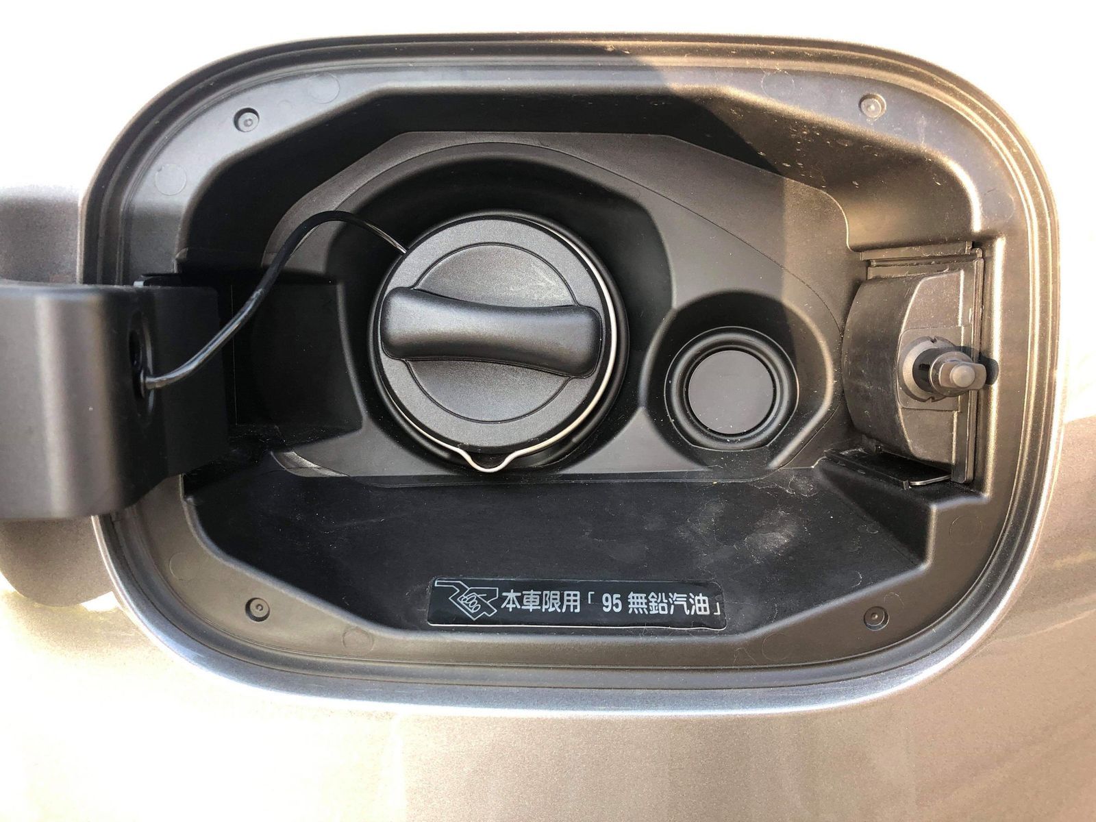【GQ汽車教室】加油這檔事，你該知道的其實有很多！車GQ瀟灑男人網