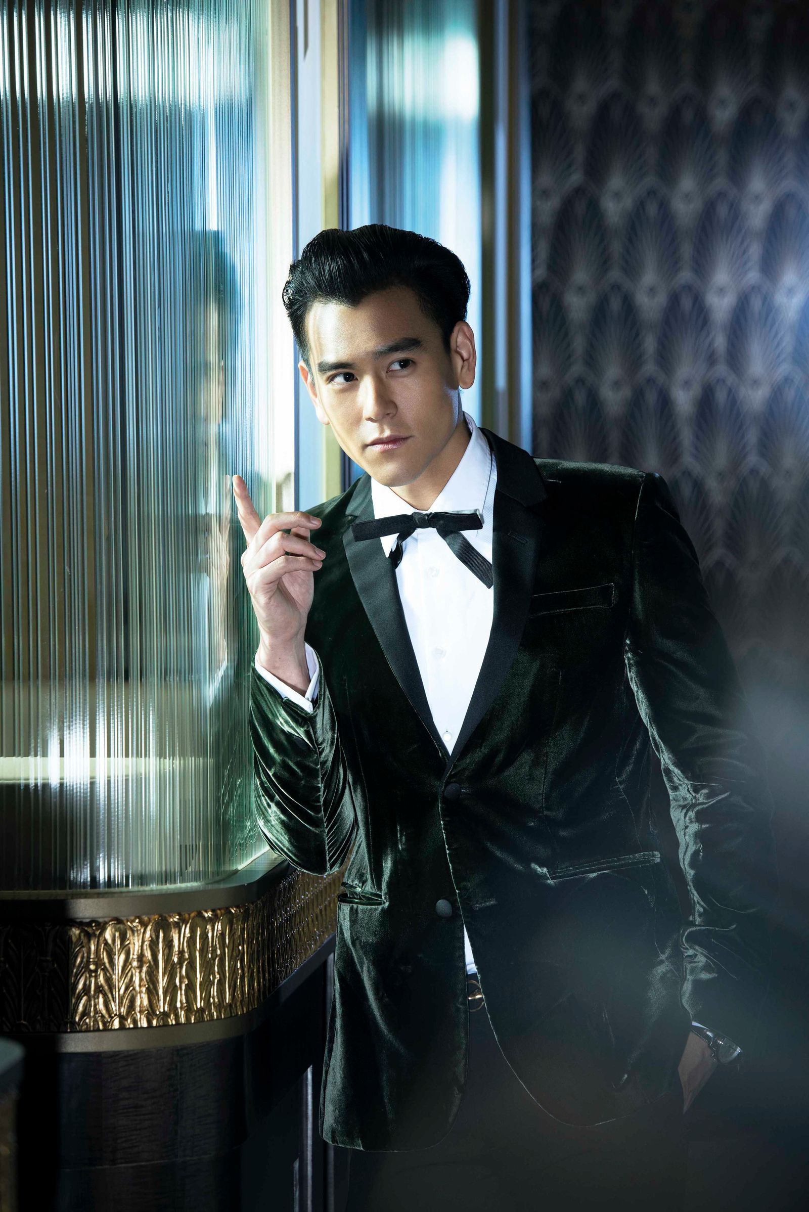 彭于晏 散不了場的青春拚搏影視明星GQ瀟灑男人網