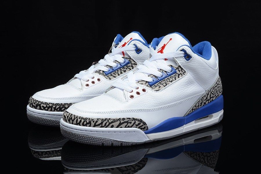 Air Jordan 3 Retro 「True Blue」OG鞋款再度復刻登場！搶鞋大戰即將再度上演購物GQ瀟灑男人網