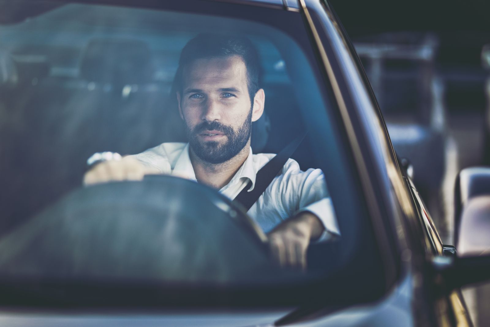油價大跌，現在是時候入手傳統汽車的最好時機嗎？讓專家回答你！