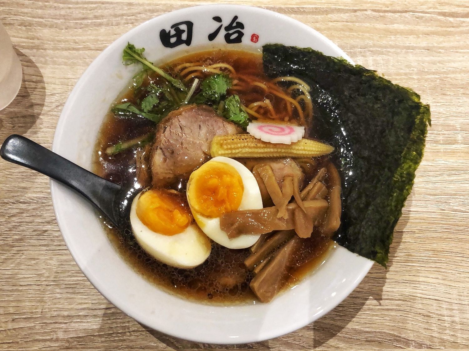 麵処田冶－招牌醬油拉麵