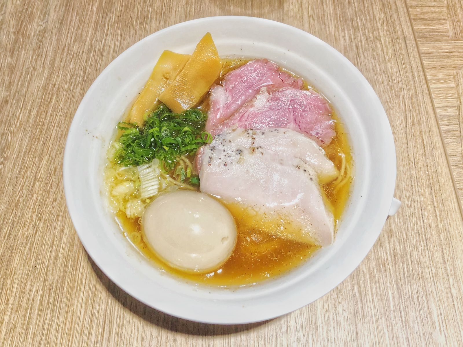 吉鴙ラーメン－醬油雞湯拉麵