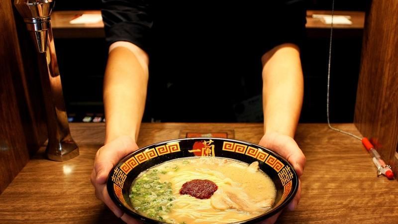 準備開吃!以淺草屋台風格設計,「一蘭拉麵」台中店正式登場!