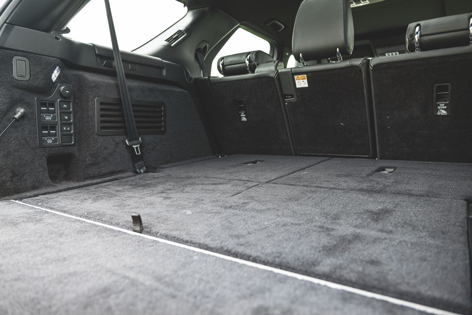 【GQ試駕】Land Rover Discovery  南台灣全程1200 公里實測，「大幅度內裝優化」為本作亮點