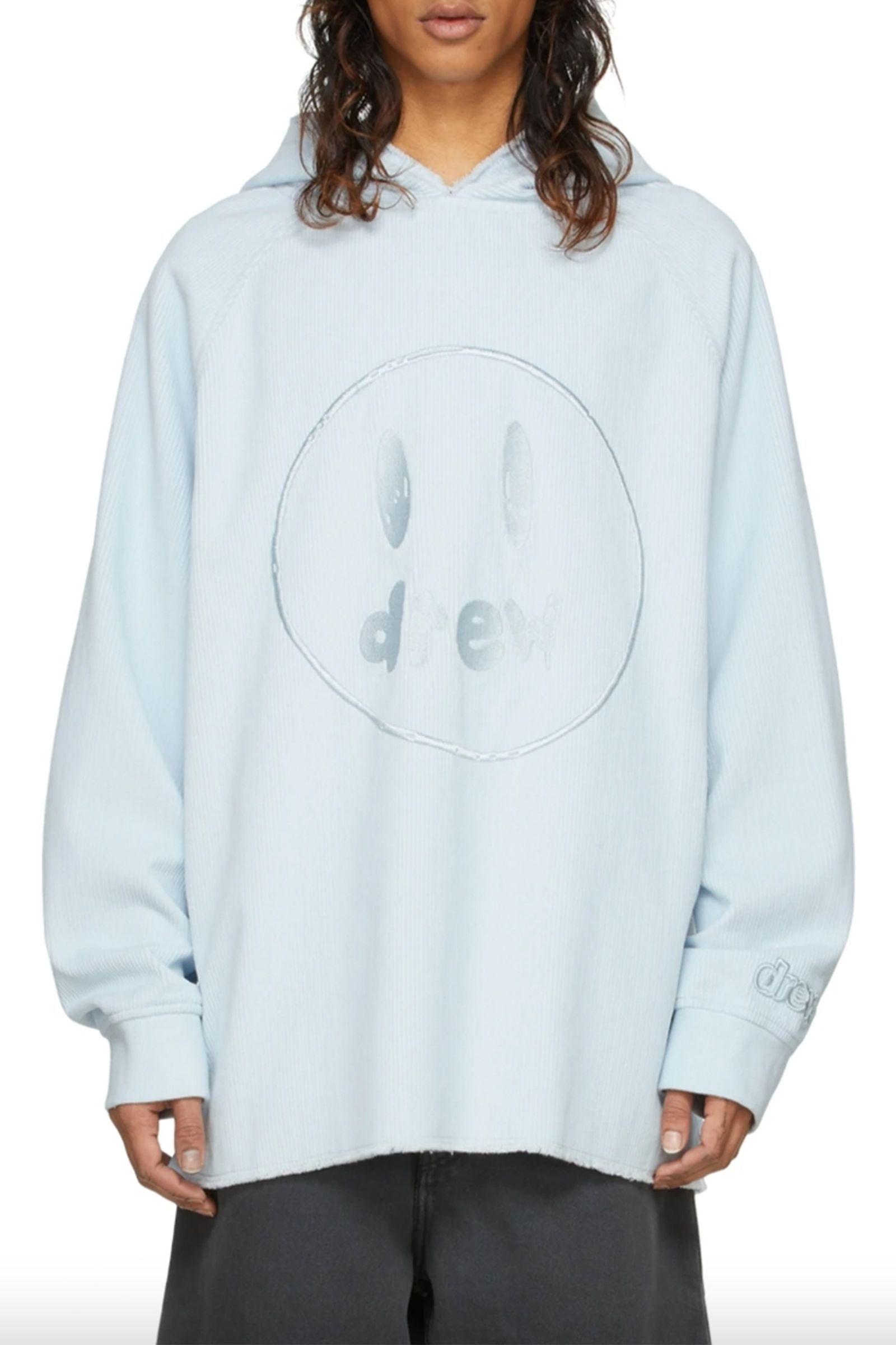 【GQ Shopping Guide】小賈斯汀原創品牌「Drew House」登陸SSENSE！潮人標配笑臉Ｔ獨家款、休閒棉褲，簡單搭出街頭風！