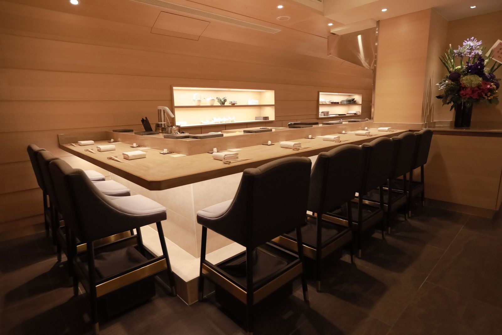 來自日本米其林二星料理的春之饗宴！「Sushiyoshi 壽司芳」台北限定春季套餐，帶來清爽的鮮美滋味！