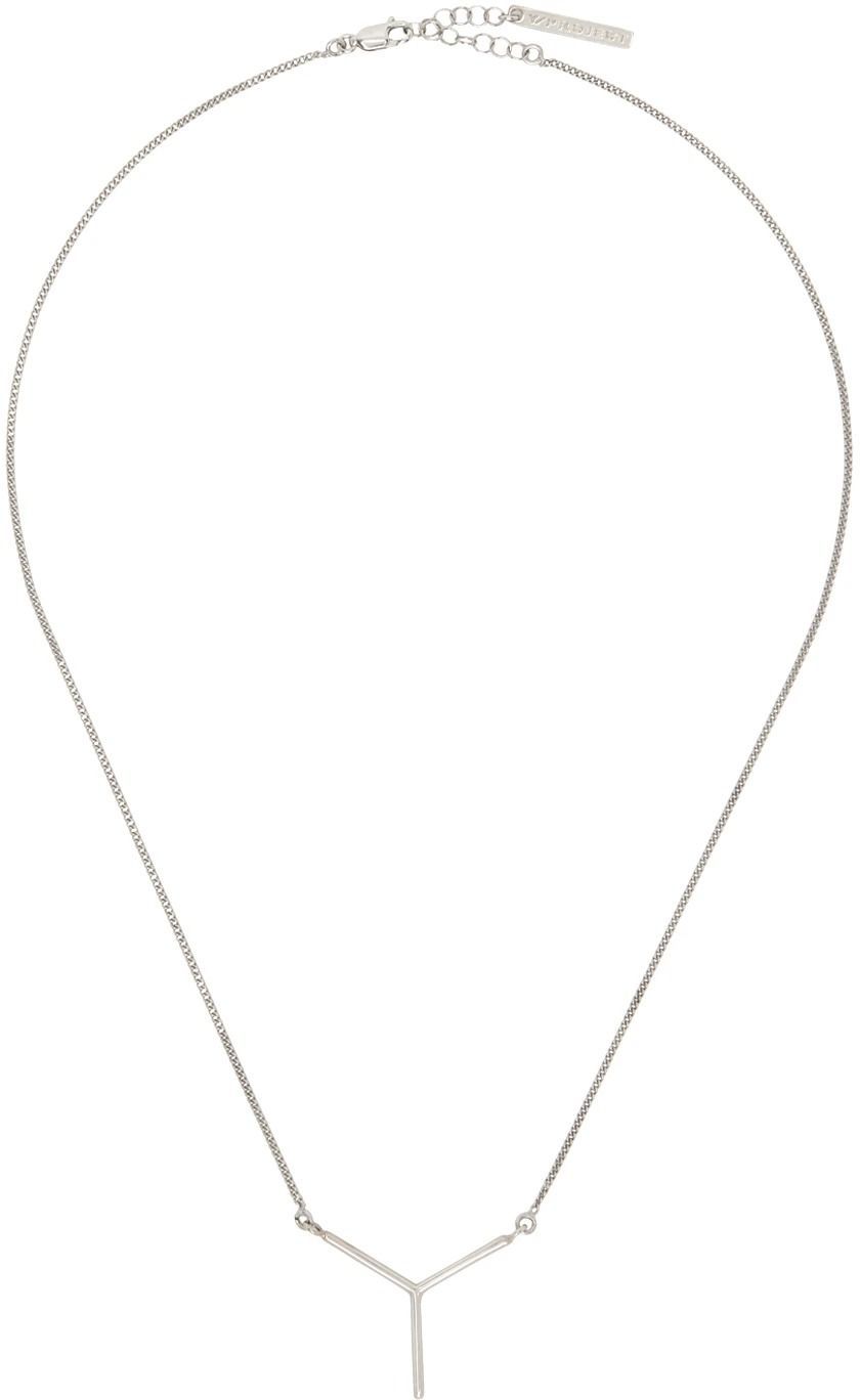 【SSENSE 新年特惠】男子飾品特輯：嚴選 12 款「個性項鍊」，從 MAISON MARGIELA 到巴黎品牌 A.P.C.，穿搭更加分！
