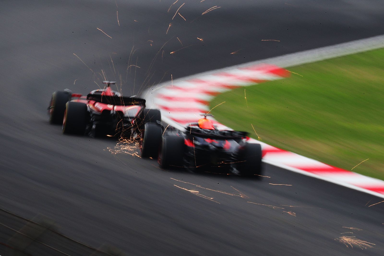 成為「F1 車手」究竟有多難？地獄體能戰、駕照比黑色日輪刀更難拿到，全世界僅 20 席次的天選鬼殺隊！