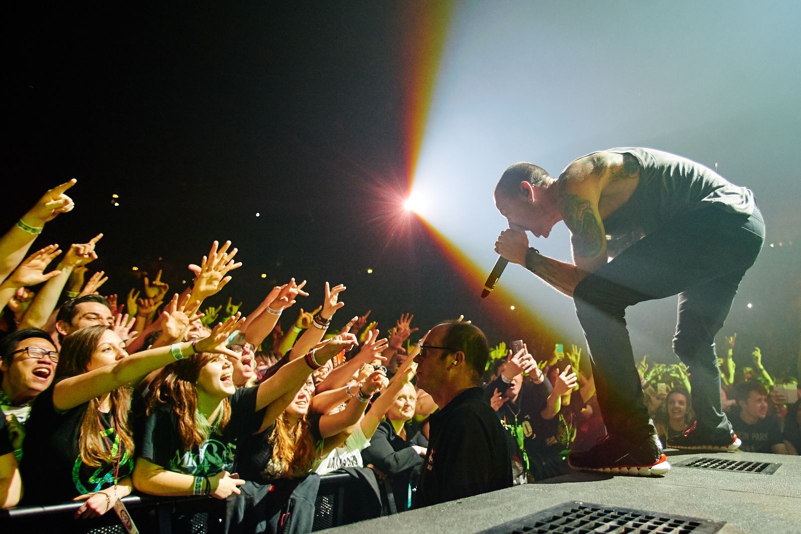 【GQ歌單】 聯合公園 Linkin Park 用搖滾金曲改變時代，查斯特班寧頓我們音樂裡 Good Goodbye