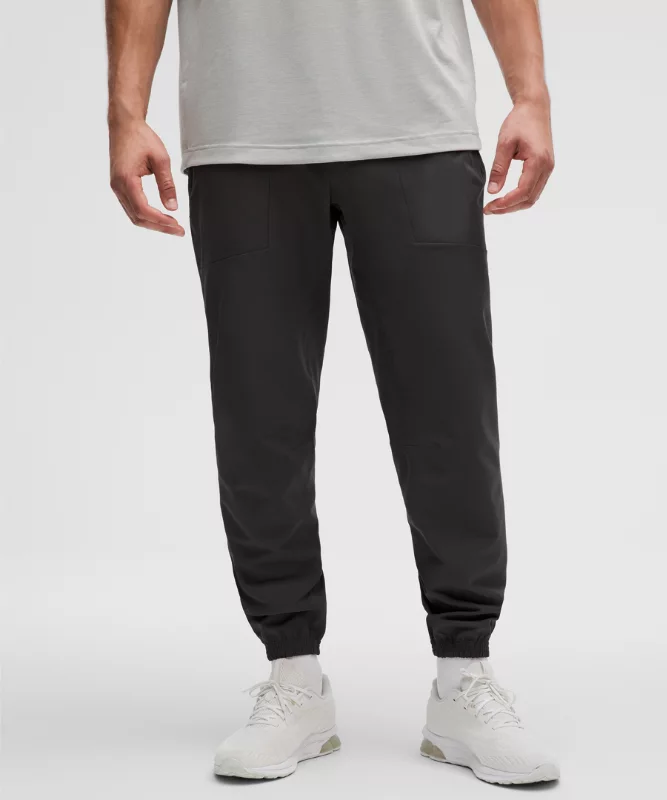 2025 新年優惠｜lululemon 官方熱銷榜出爐，千元入手 12 款經典運動褲、運動服、機能外套！