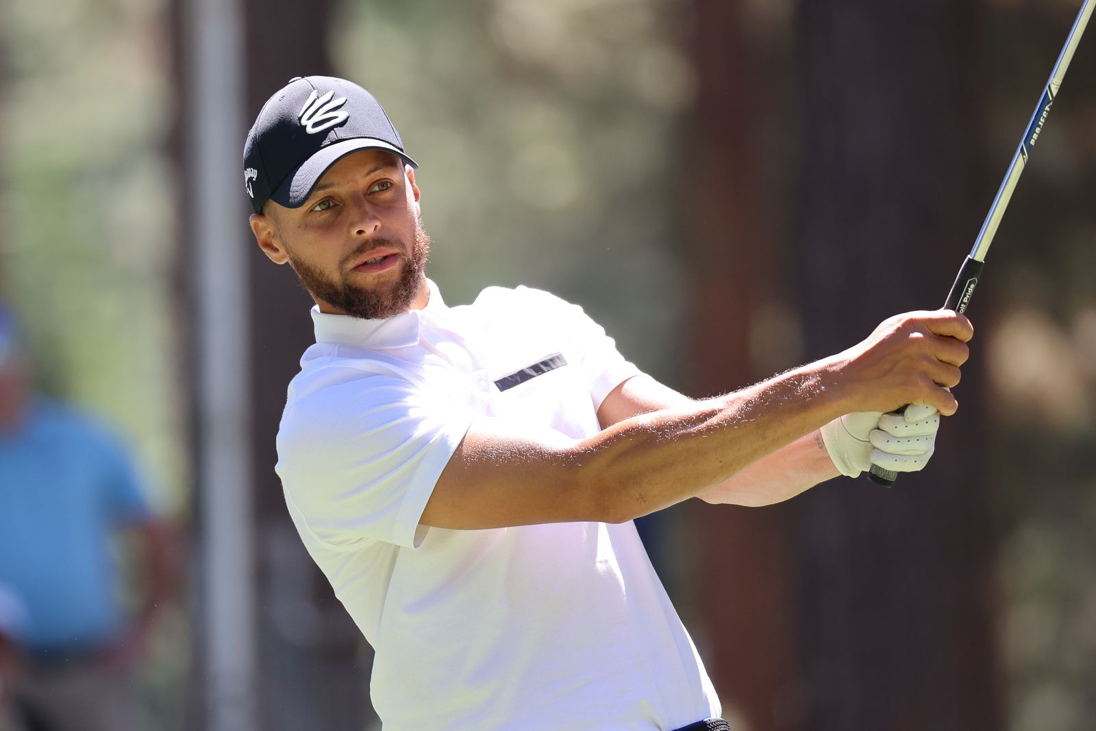 Stephen Curry、朴敘俊都在瘋！跟上高爾夫熱潮必知的入門指南：認識球桿、球場與常用術語