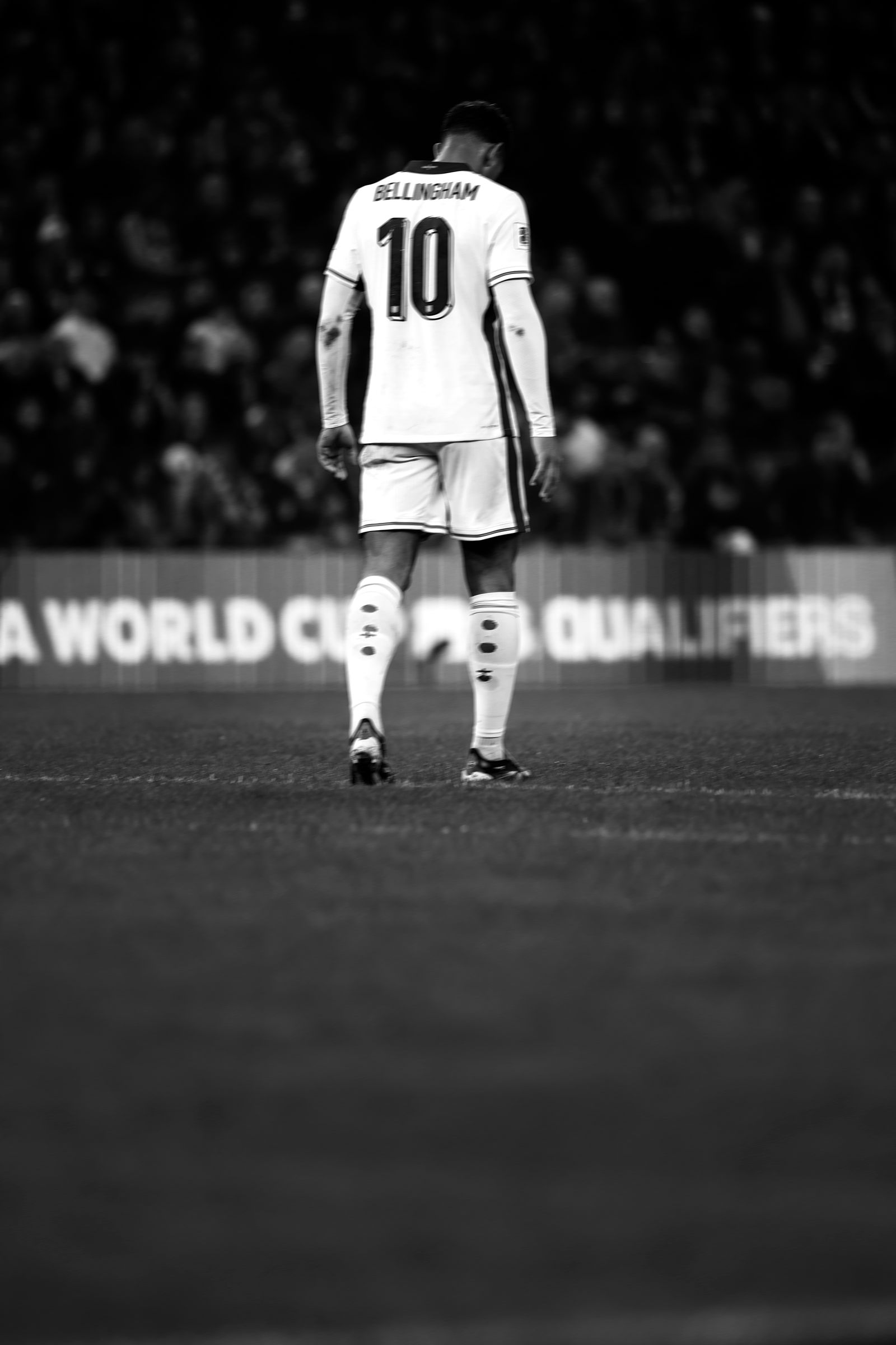 TIRANA ALBANIA  NOVEMBER 16  Jude Bellingham of England looks dejected during the FIFA World Cup 2026 qualifier match...