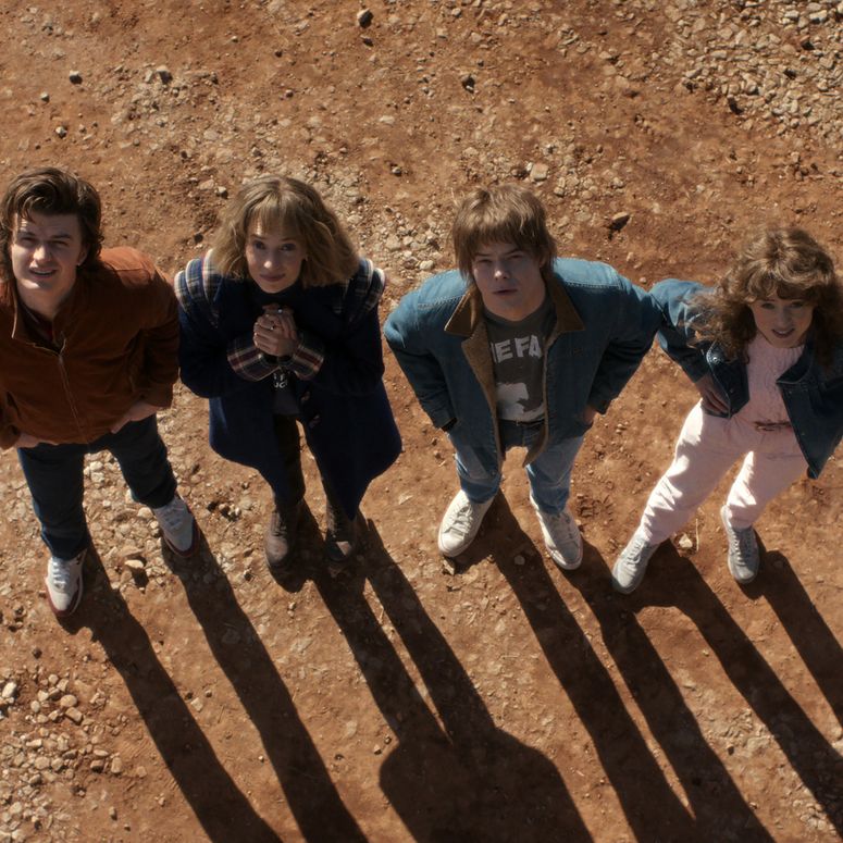 STRANGER THINGS: SEASON 5. (L to R) Joe Keery as Steve Harrington, Maya Hawke as Robin Buckley, Charlie Heaton as Jonathan Byers, and Natalia Dyer as Nancy Wheeler in Stranger Things: Season 5. Cr. COURTESY OF NETFLIX © 2025