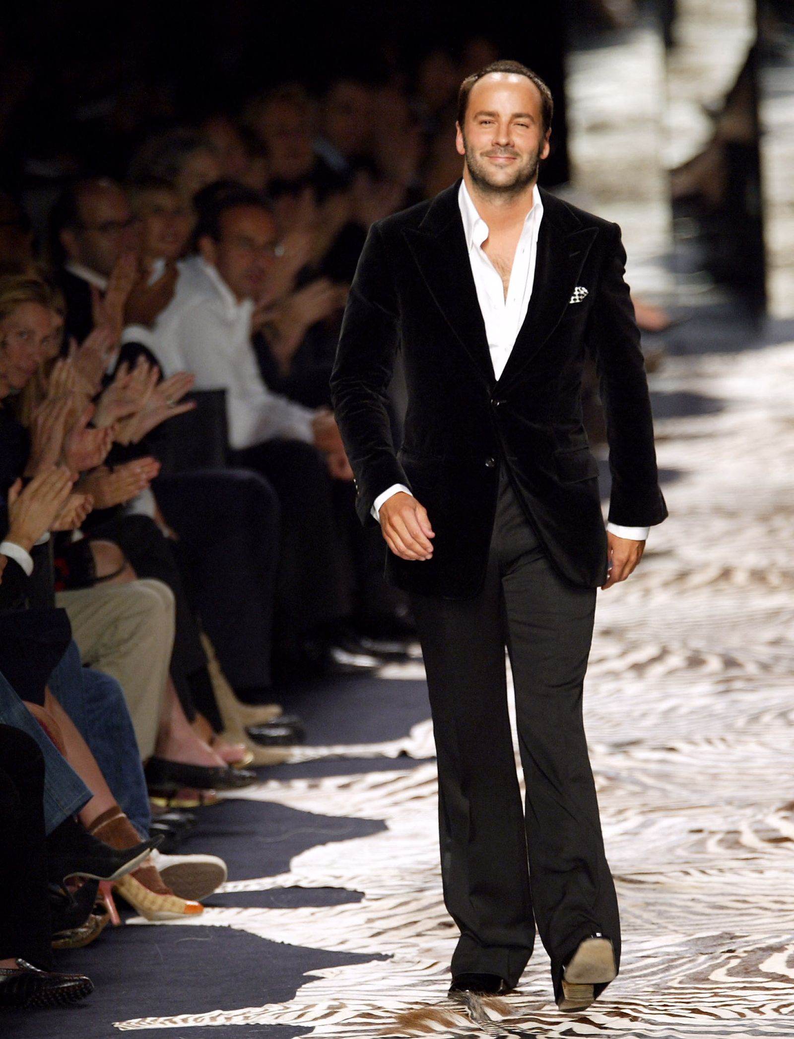 Photo du styliste vedette du groupe Gucci Tom Ford prise le 12 octobre 2003 Ã  Paris lors de la prÃ©sentation de sa...