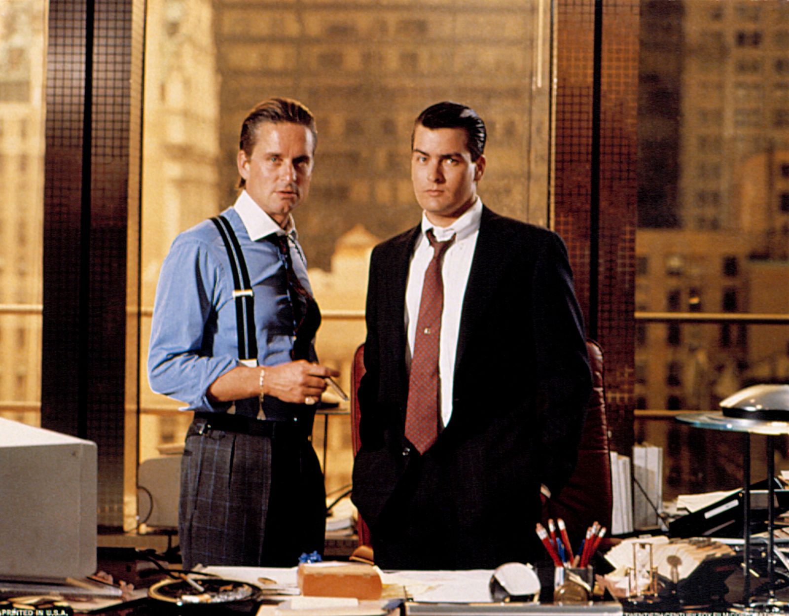 Michael Douglas et Charlie Sheen dans Wall Street d'Oliver Stone.