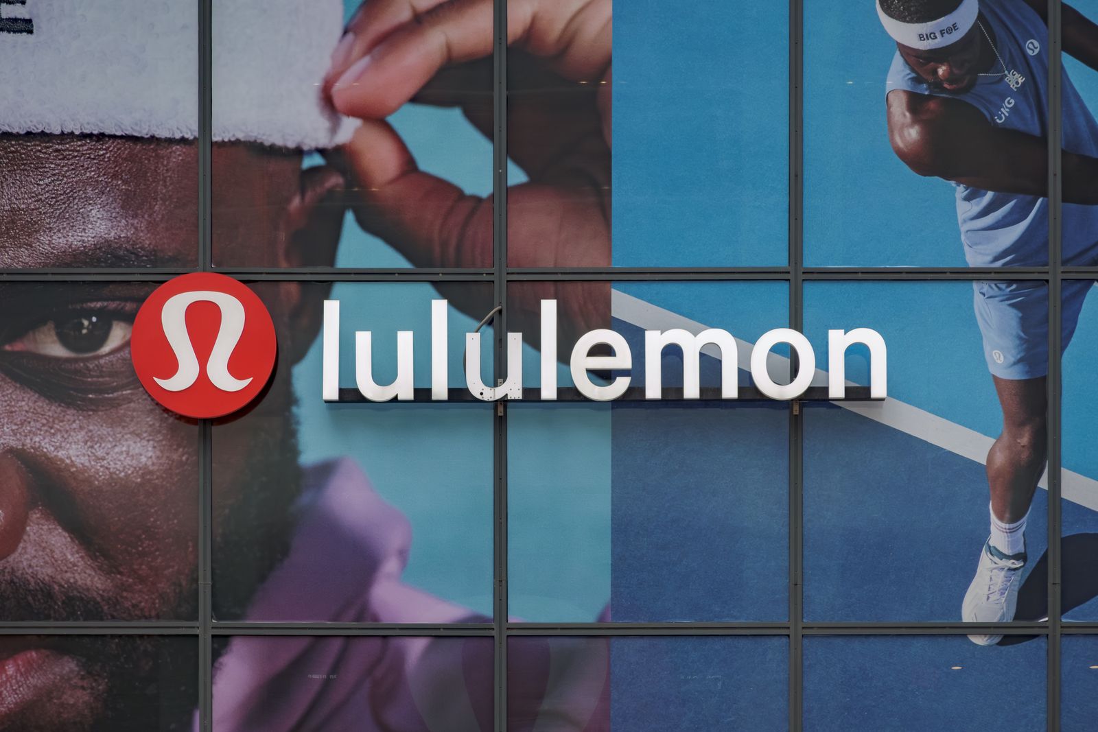 MANHATTAN NEW YORK UNITED STATES  20250415 Sign at the entrance to the Lululemon store in Midtown Manhattan.
