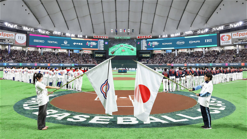 台灣隊在東京巨蛋正面迎戰精銳盡出的「侍 Japan」。能與世界最頂尖的陣容交手，並在巨大的壓力下拚戰到最後一刻值得我們驕傲！我們繼續大聲應援 Team Taiwan！
